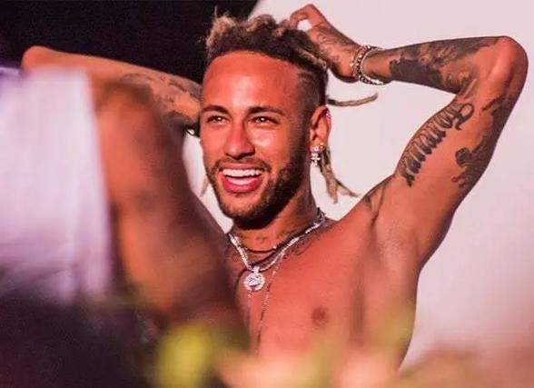 EliGE：从半决赛开始，明显感觉到大家都变得紧张了起来